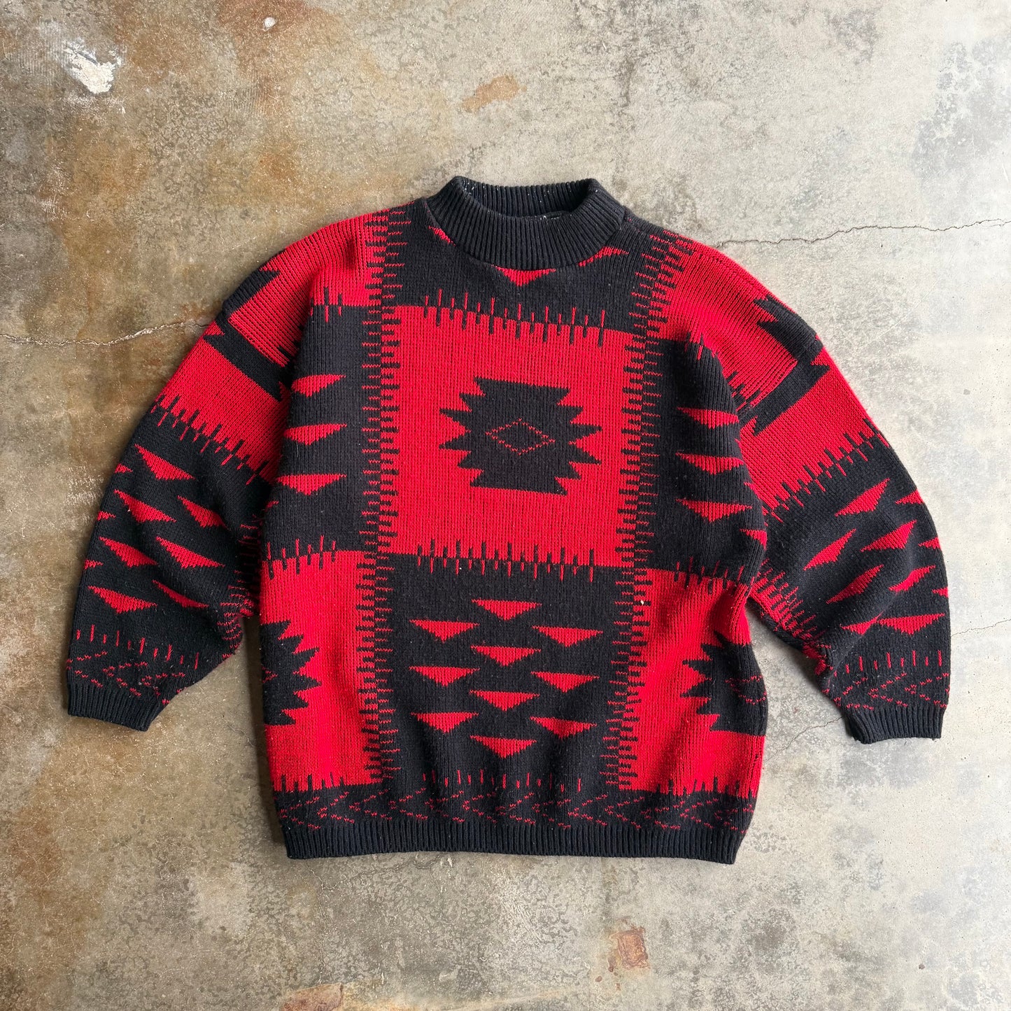 Woman’s Vintage 90s Sweater - M