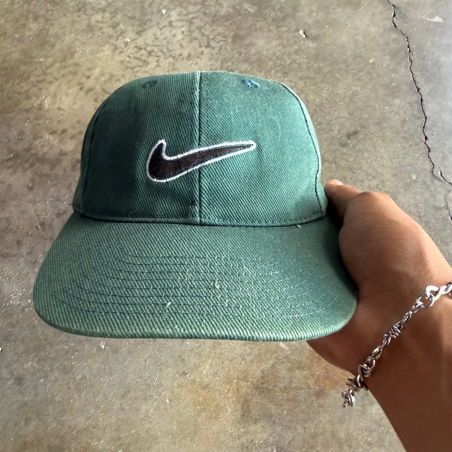 Vintage 00s Nike SnapBack Hat