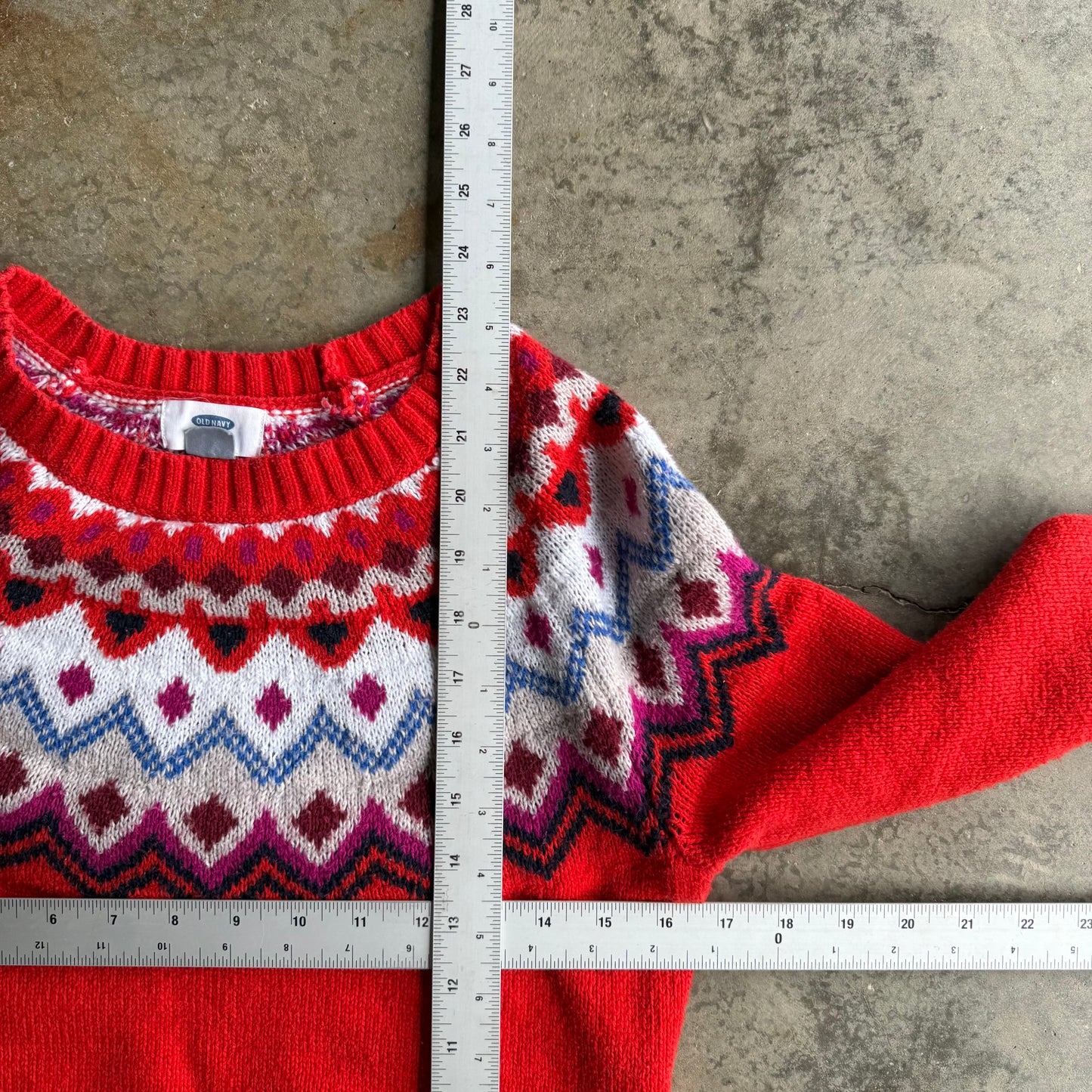 Woman’s Old Navy Knit Sweater - S