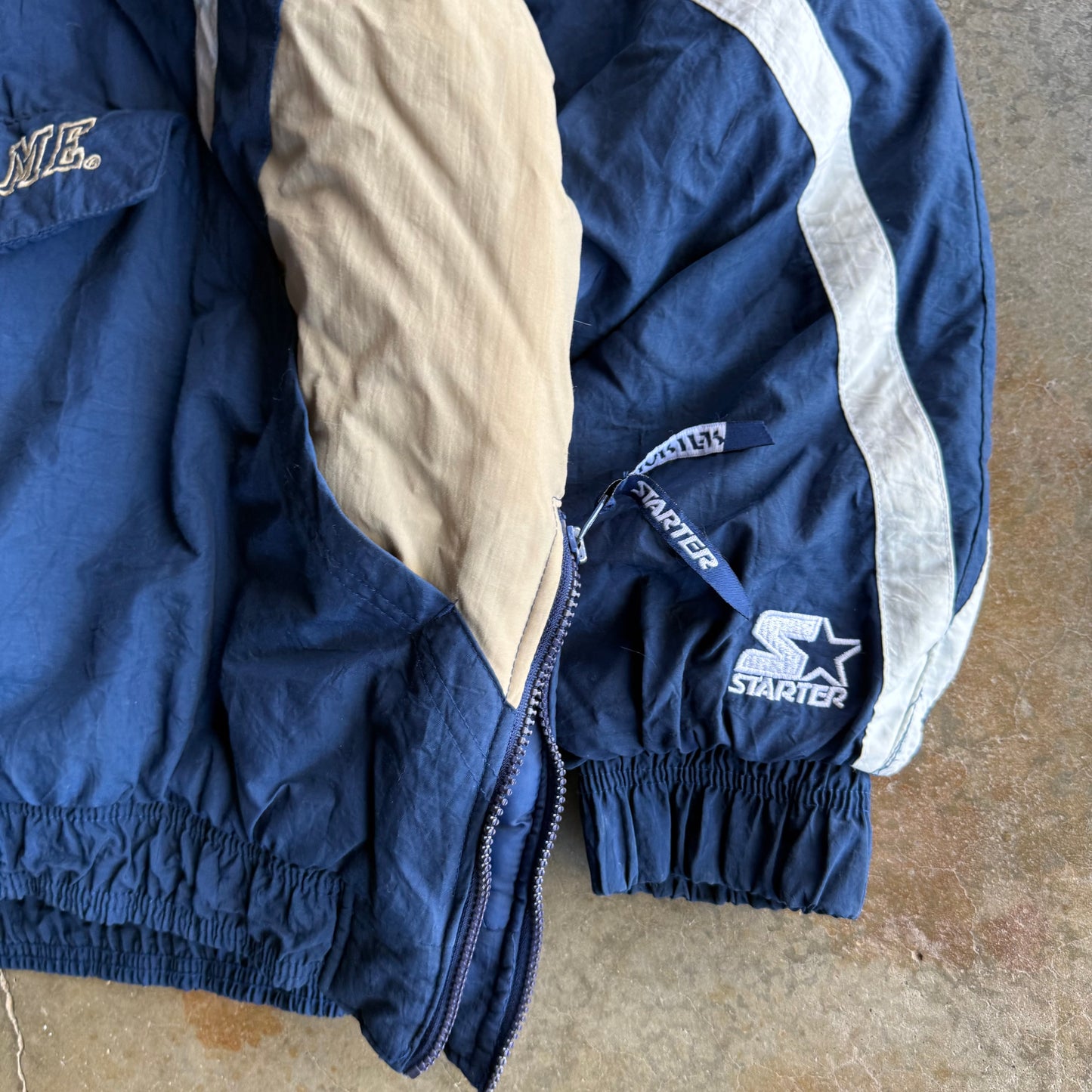 Vintage 90s Notre Dame Starter Puffer Jacket - XL