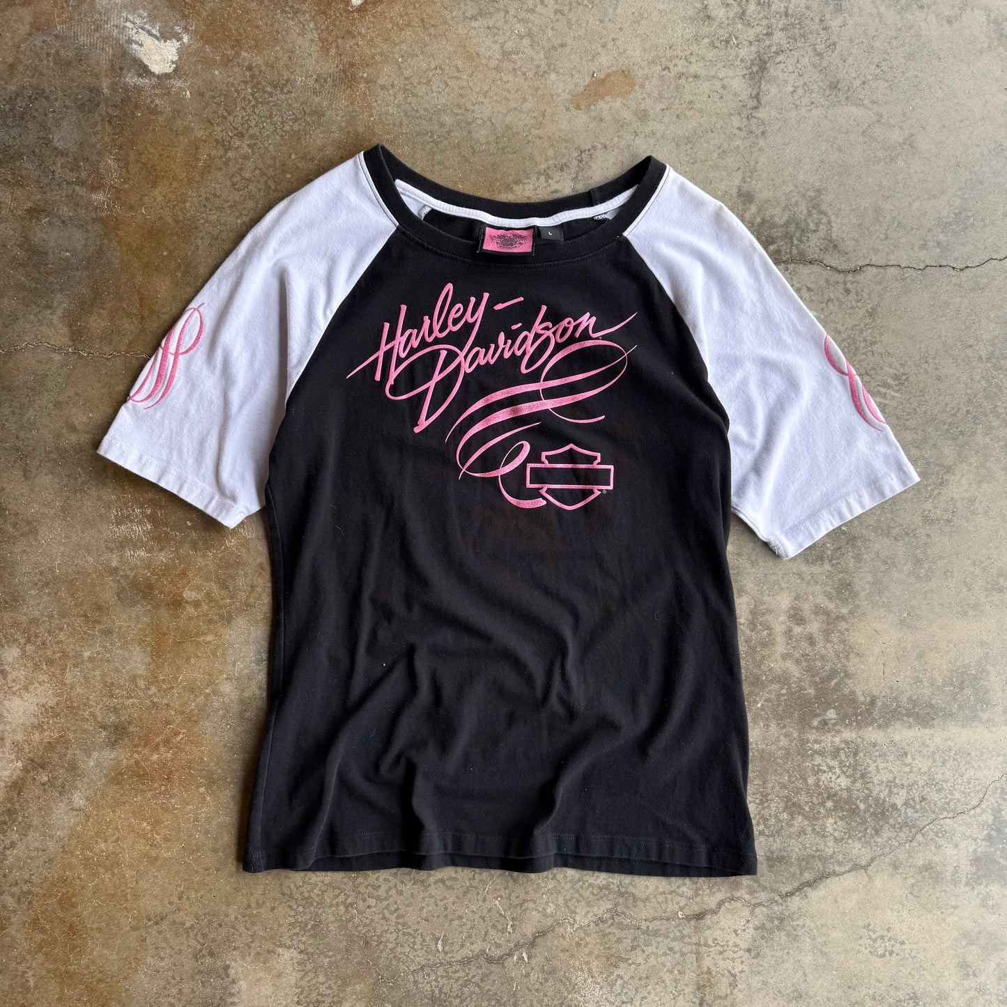 Woman’s Vintage Y2K Harley Davidson Tee - L