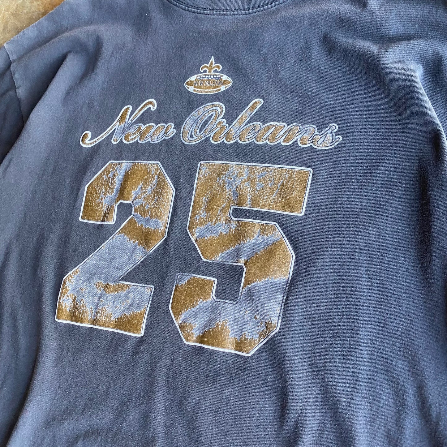 Vintage 00s Faded & Distressed Saints Tee - XXL