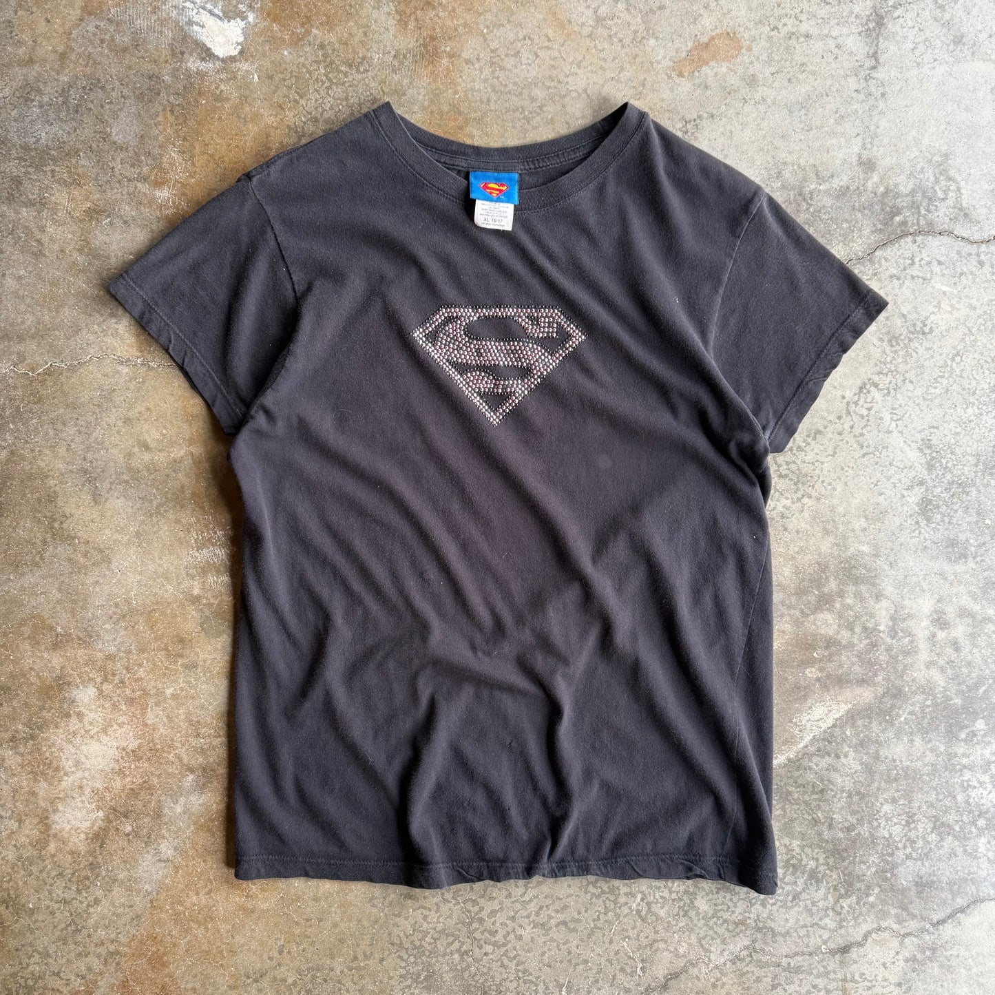 Woman’s Vintage Y2K Superman Rhinestone Tee - XL