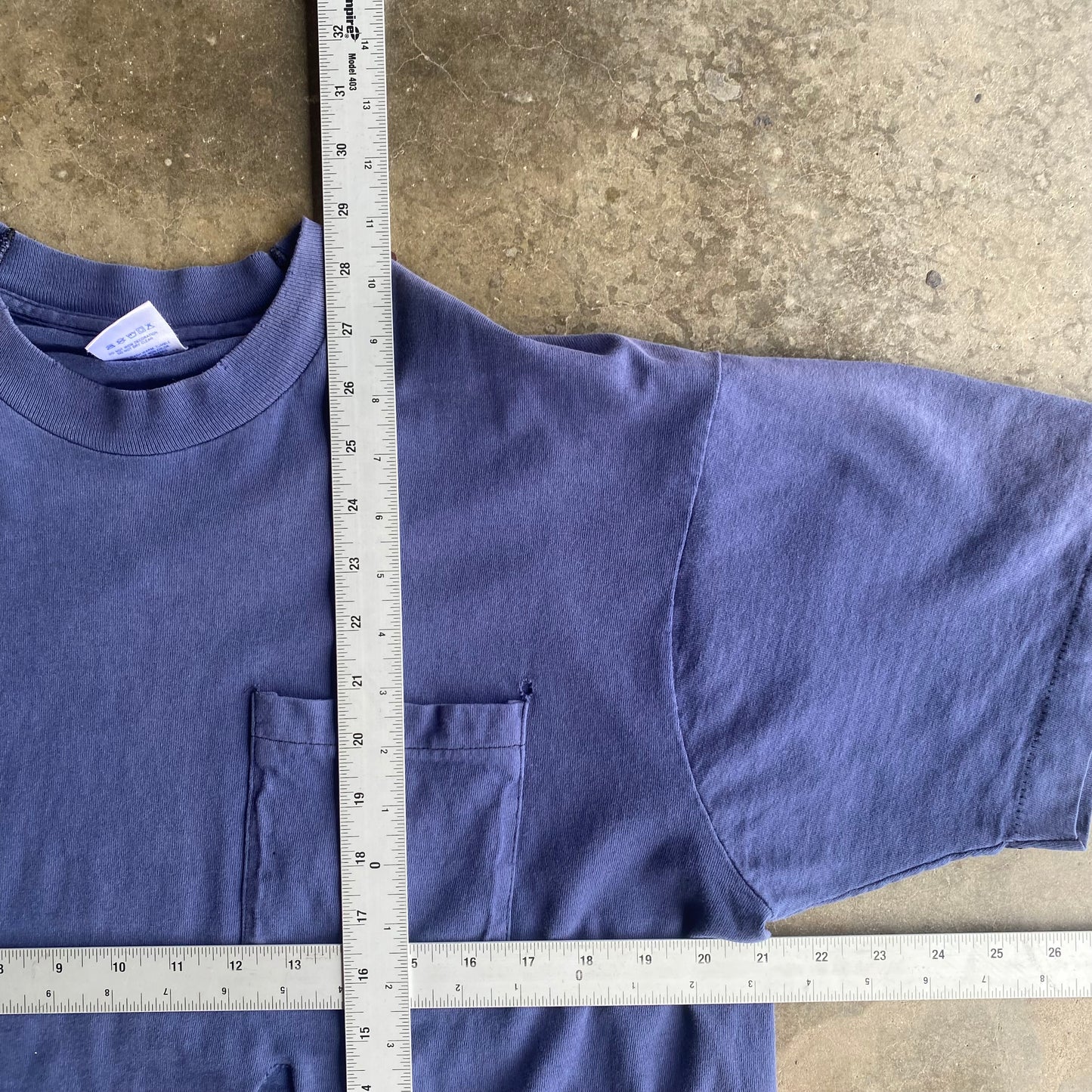 Vintage 90s Distressed Blank Tee - XL