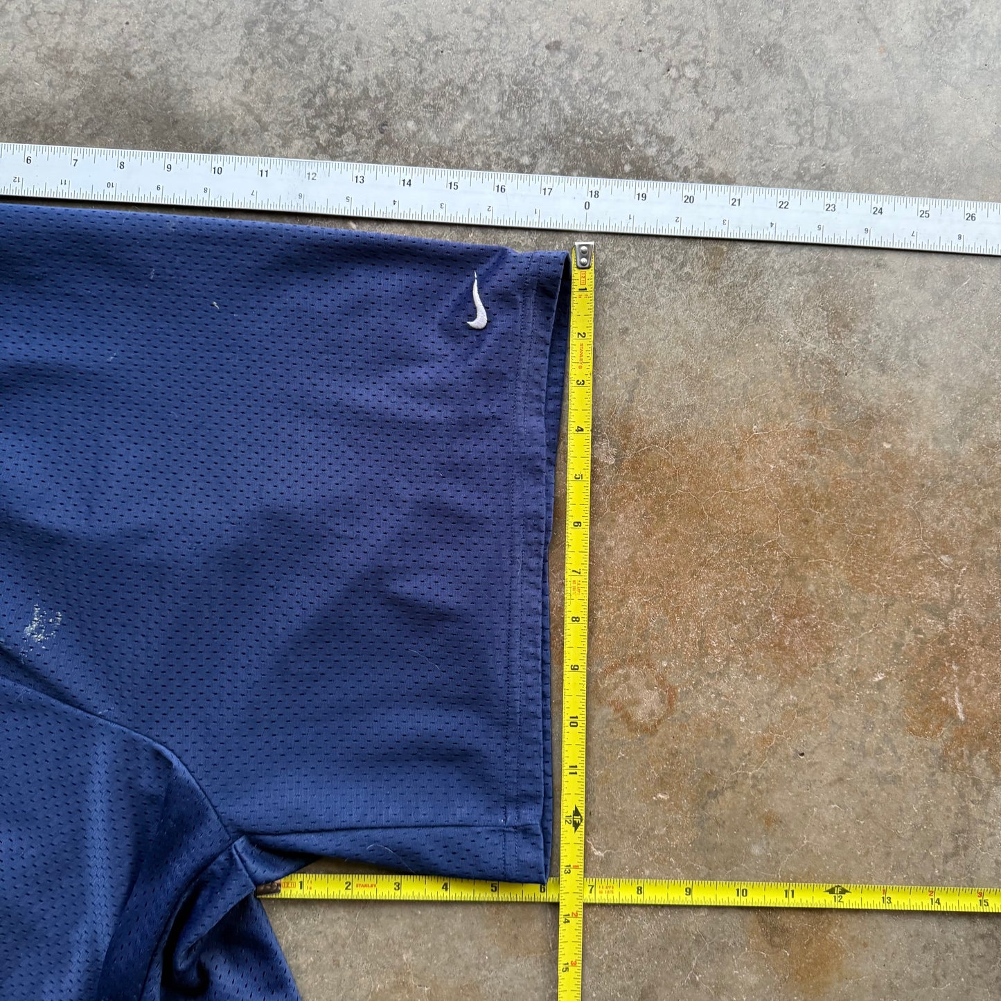 Vintage Blue Nike Shorts - M