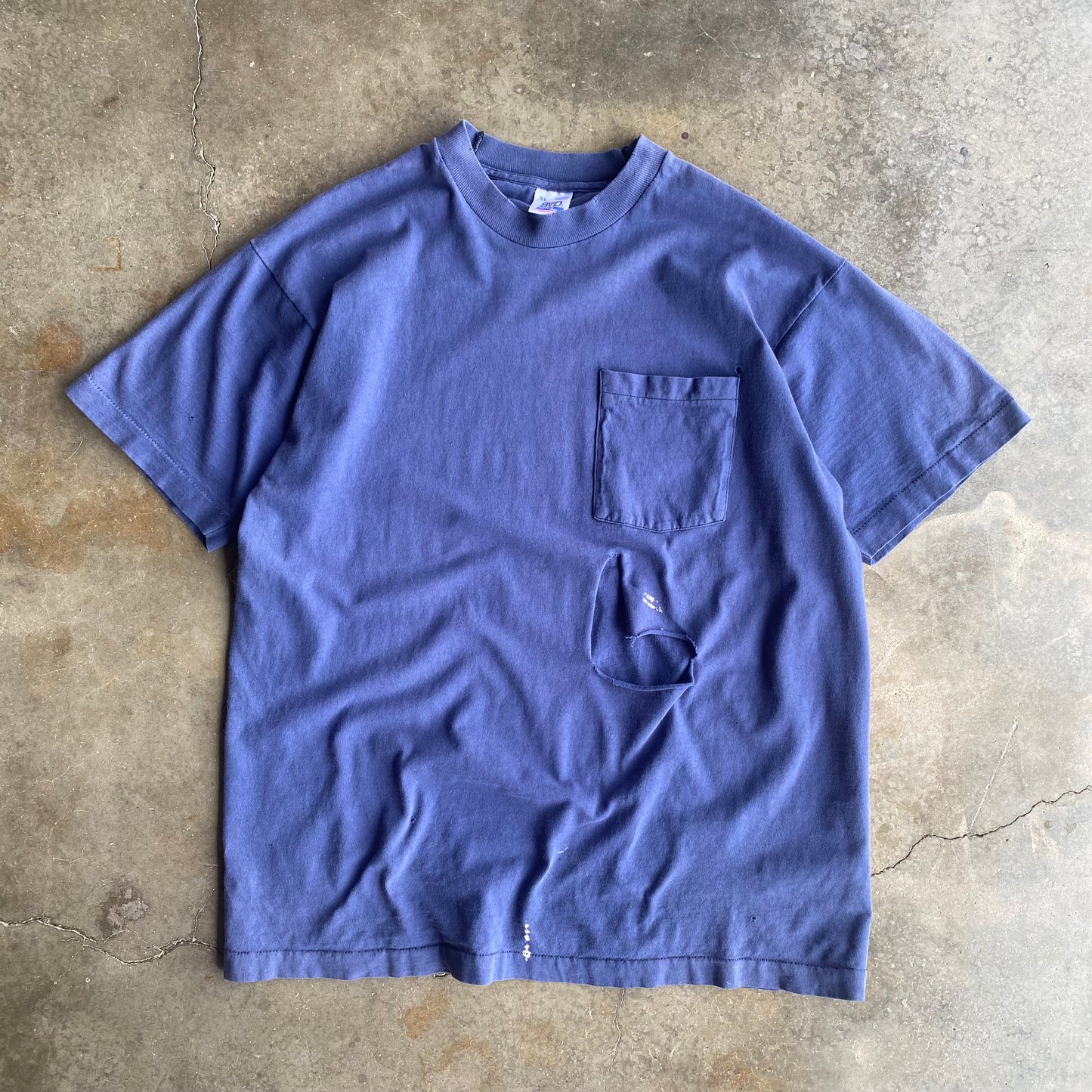 Vintage 90s Distressed Blank Tee - XL