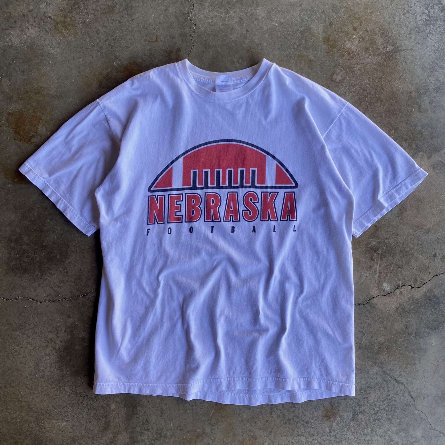 Vintage 00’s Nebraska Football Tee - L