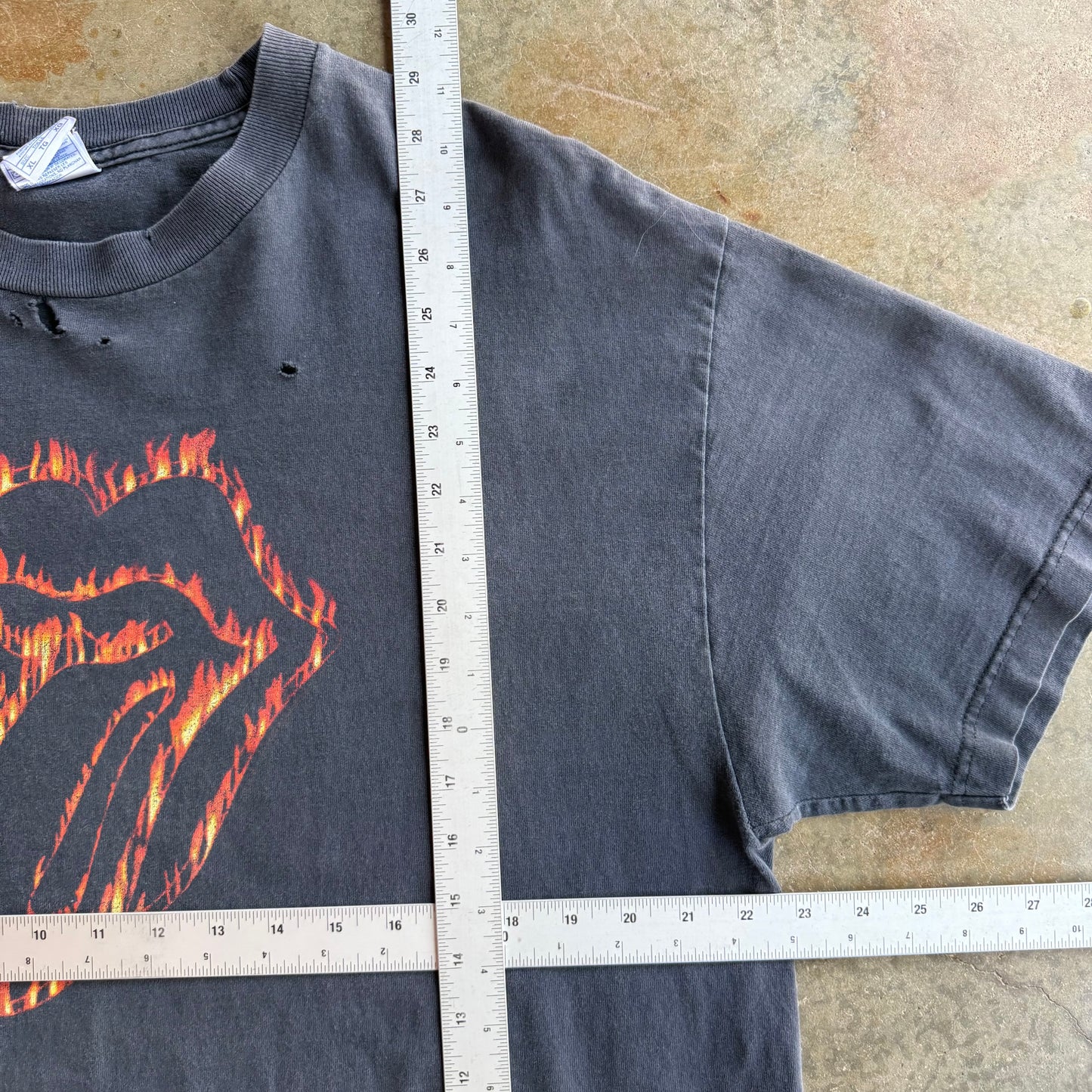 Vintage Fire Rolling Stones Tshirt - XL