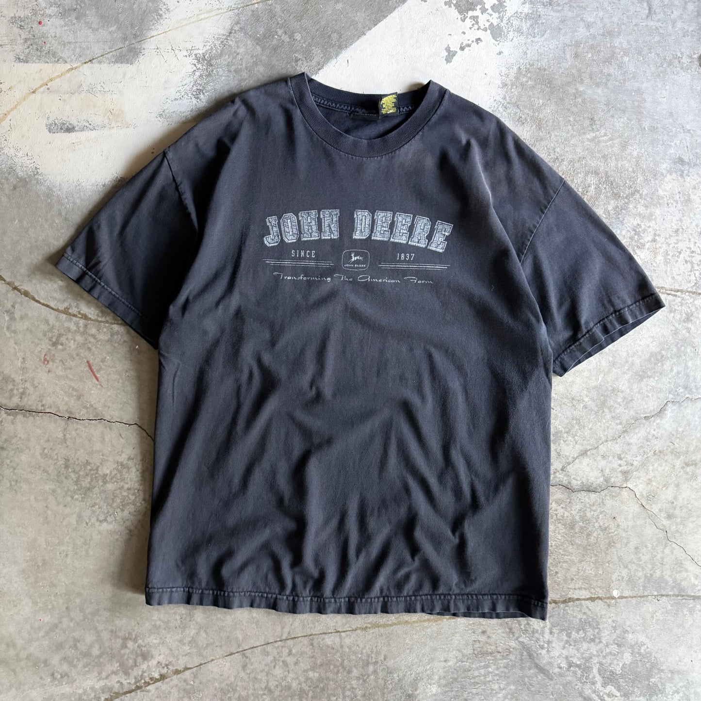 Vintage 00s John Deer Tshirt - XL