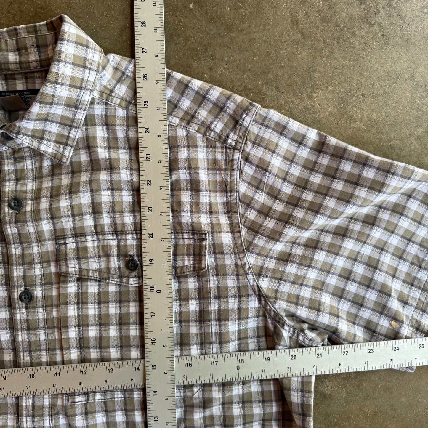 Perfectly Cropped Button Up - M
