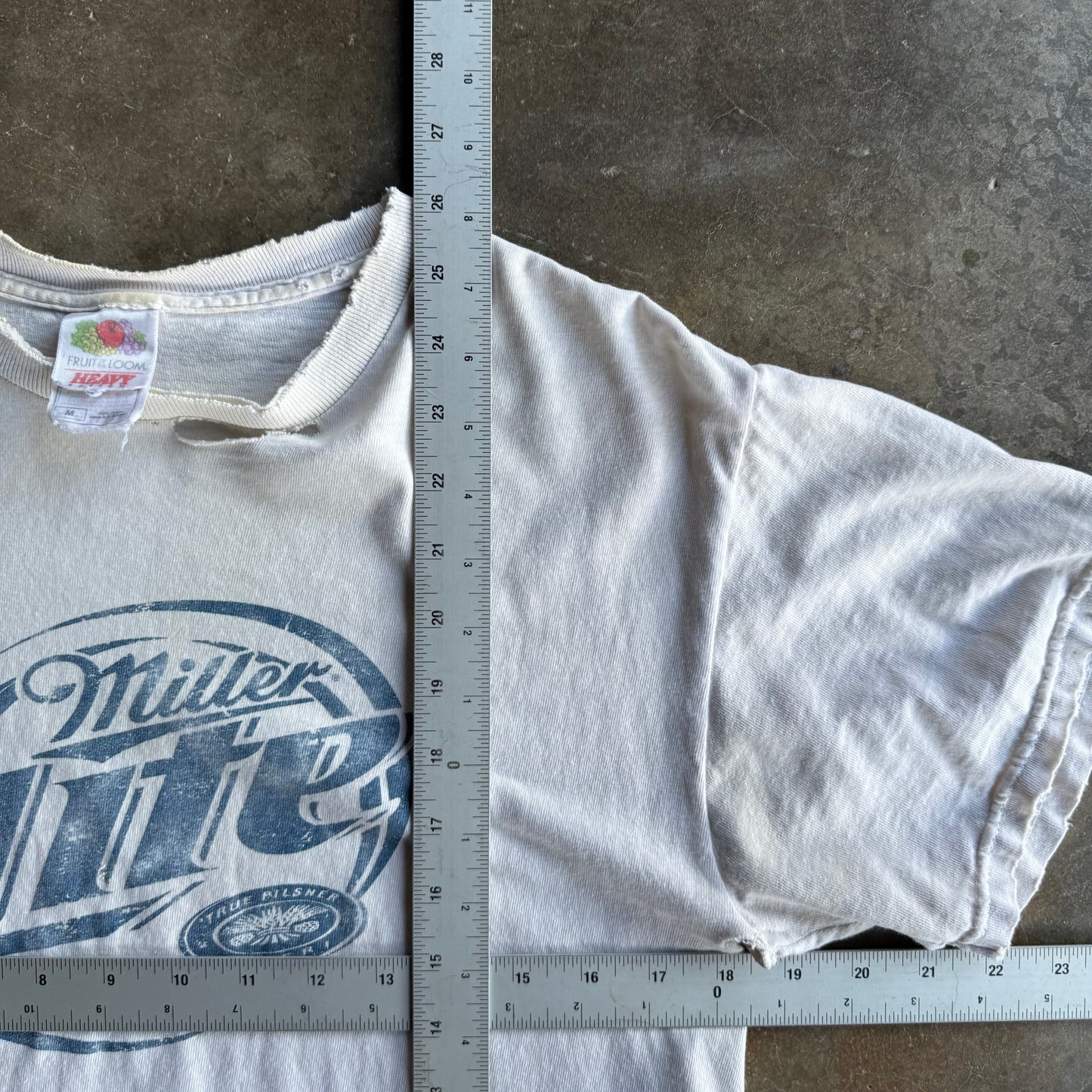 Vintage 00s Distressed Miller Lite Tshirt - M