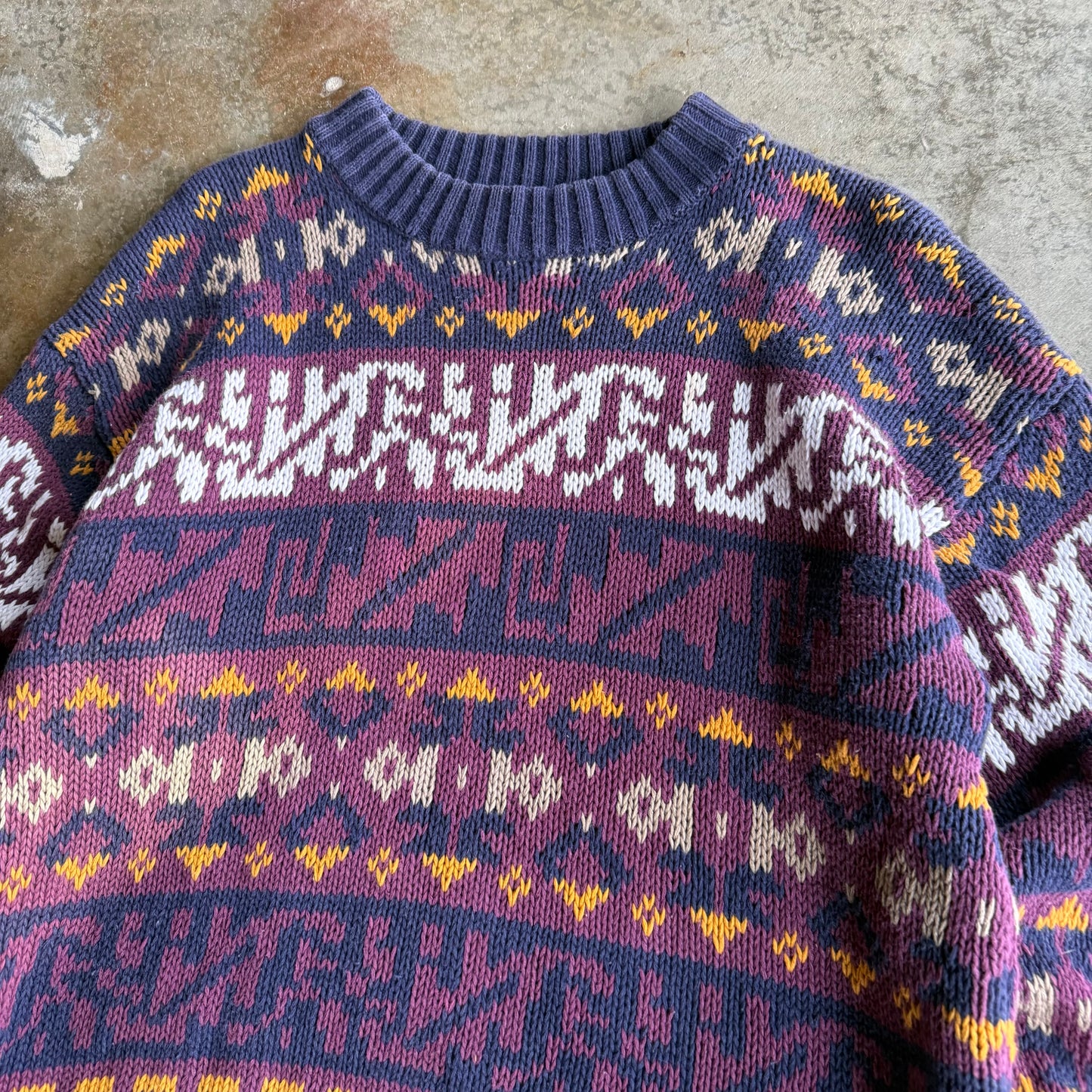 Woman’s Vintage 90s Knit Heavyweight Sweater - L