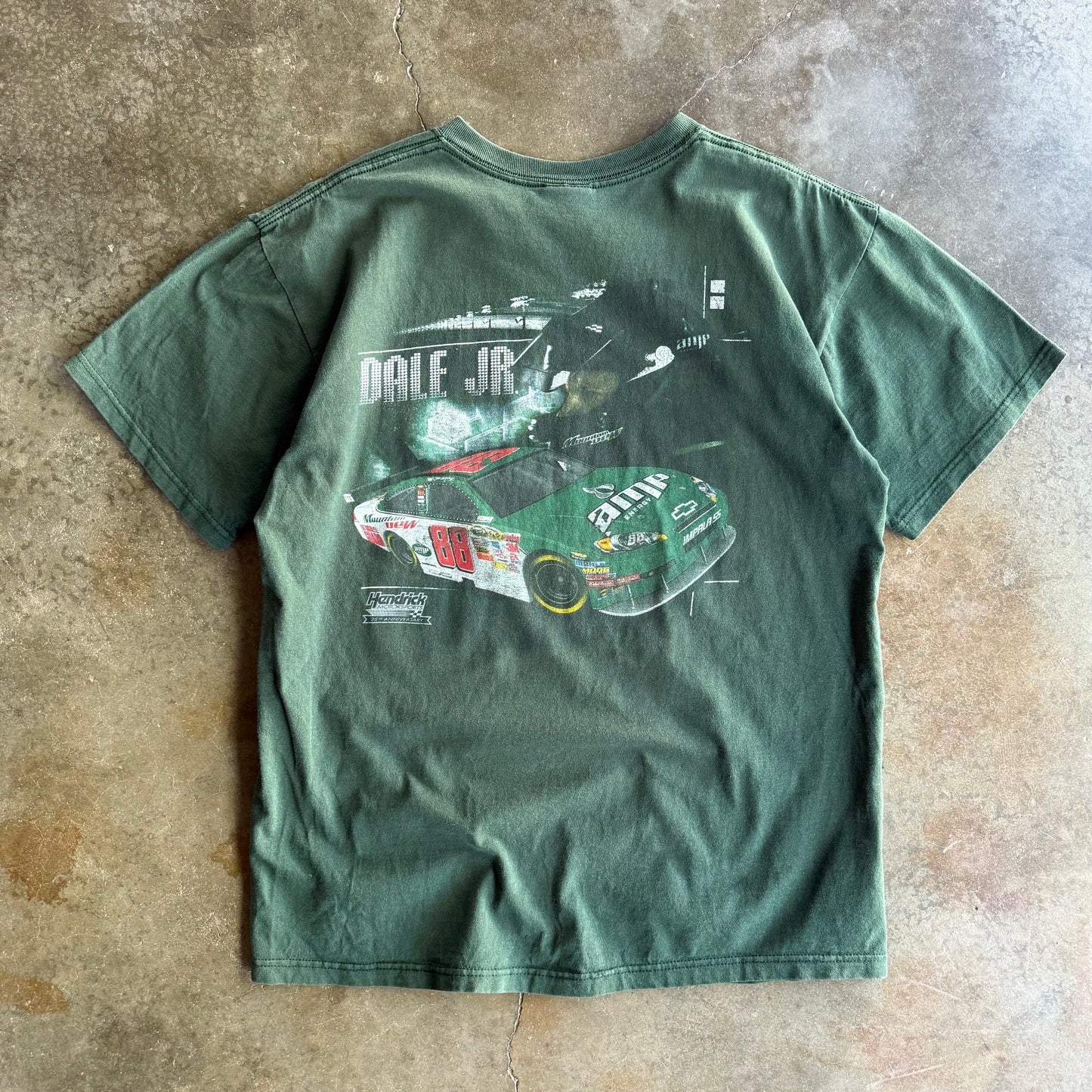 Vintage 00s NASCAR Dale Jr Tee - L