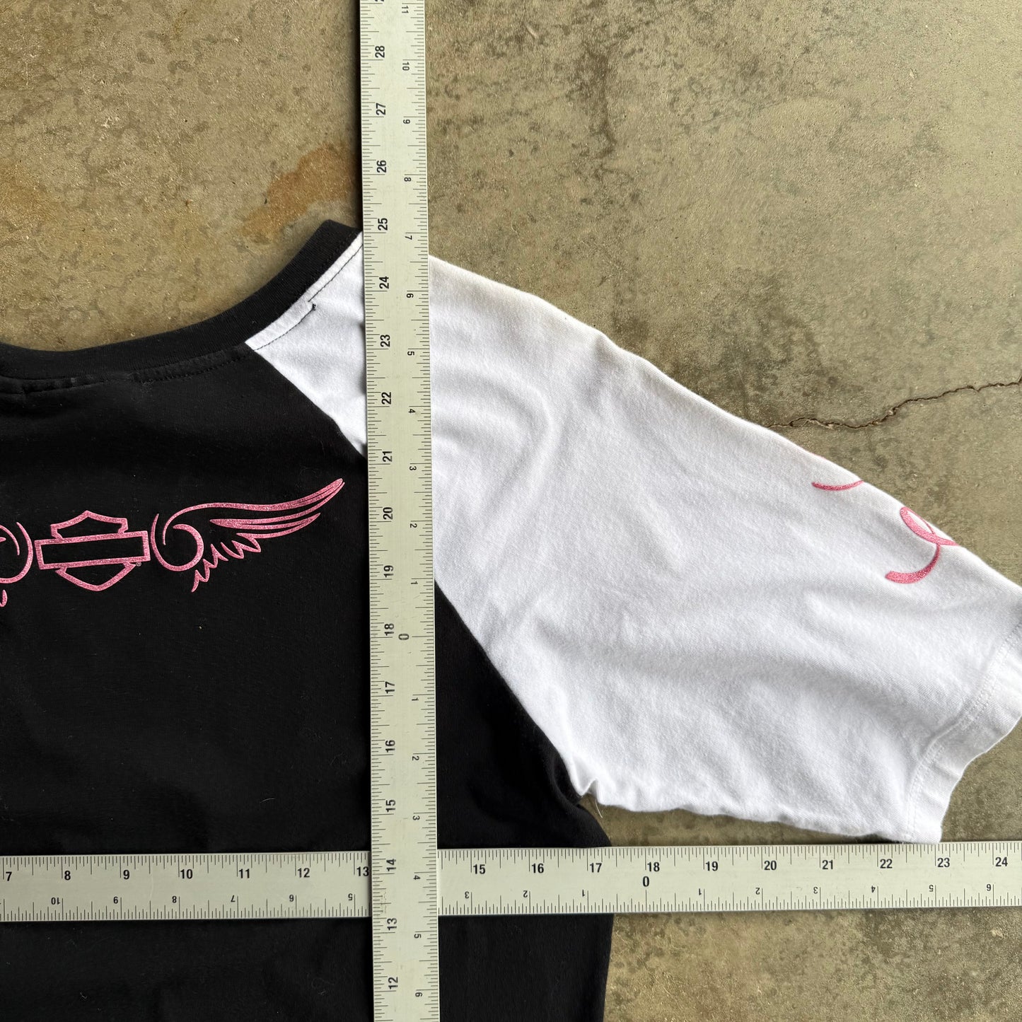 Woman’s Vintage Y2K Harley Davidson Tee - L