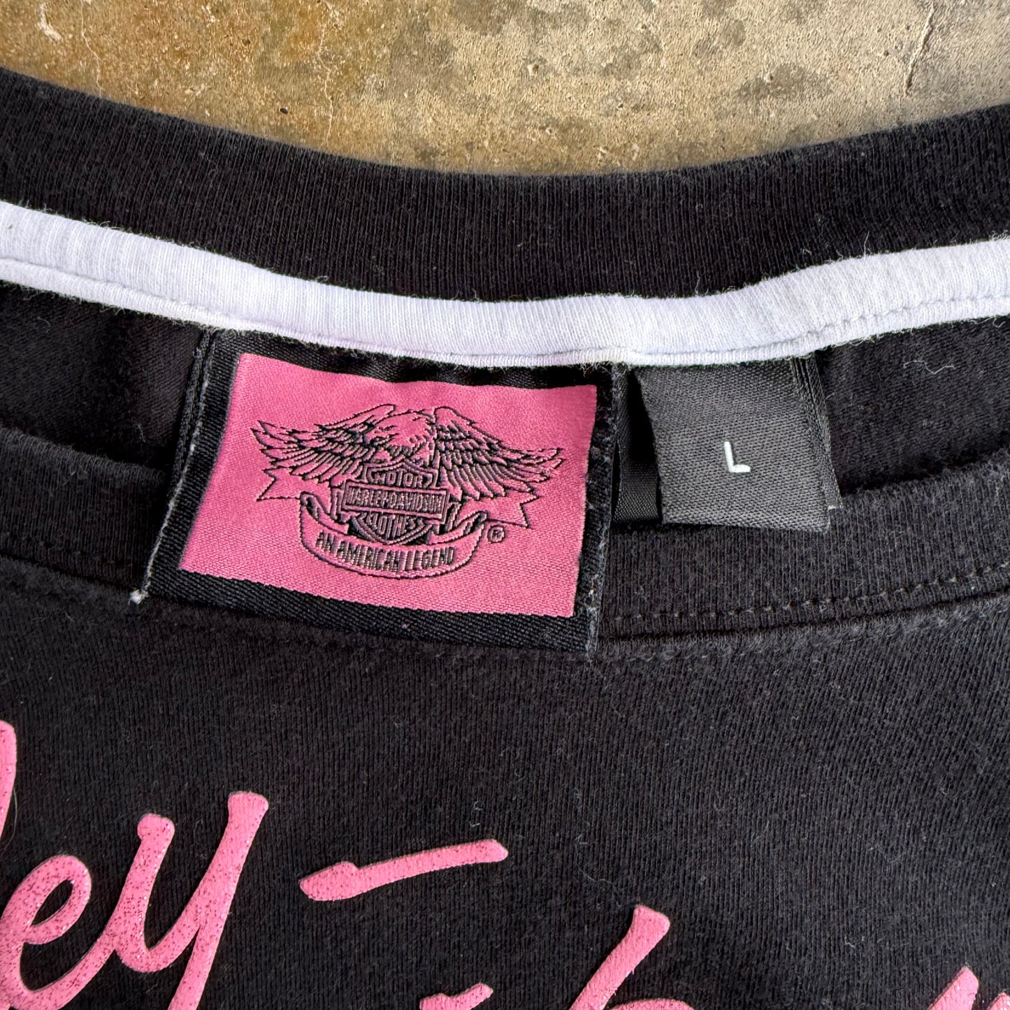 Woman’s Vintage Y2K Harley Davidson Tee - L