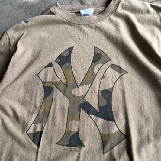 Vintage 90s Yankees Tshirt - L