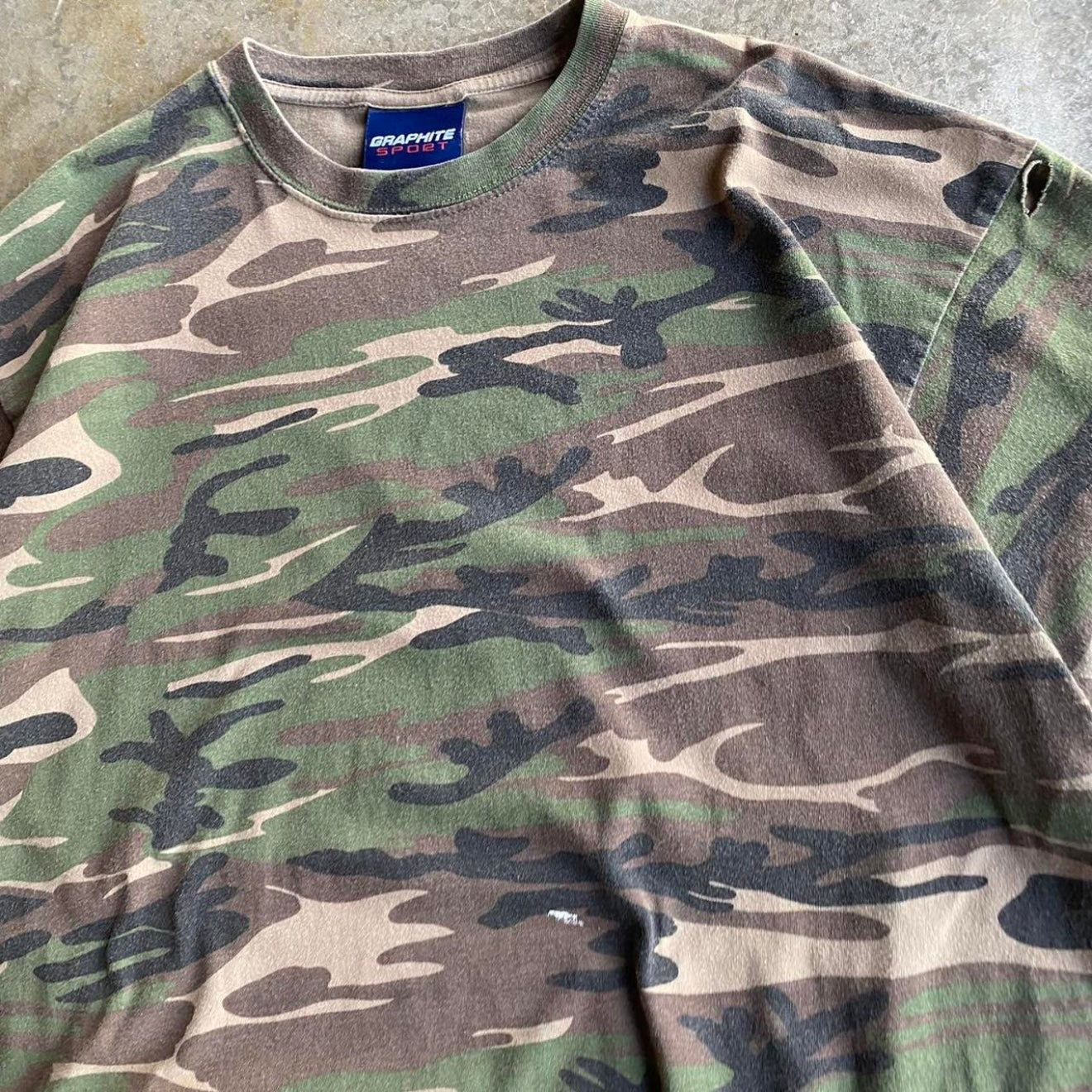 Vintage 00s Army Camo Tee - XL