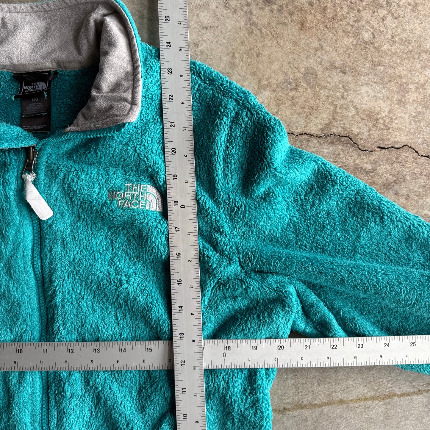 Vintage Woman’s 00s Fleece Zip Up - L