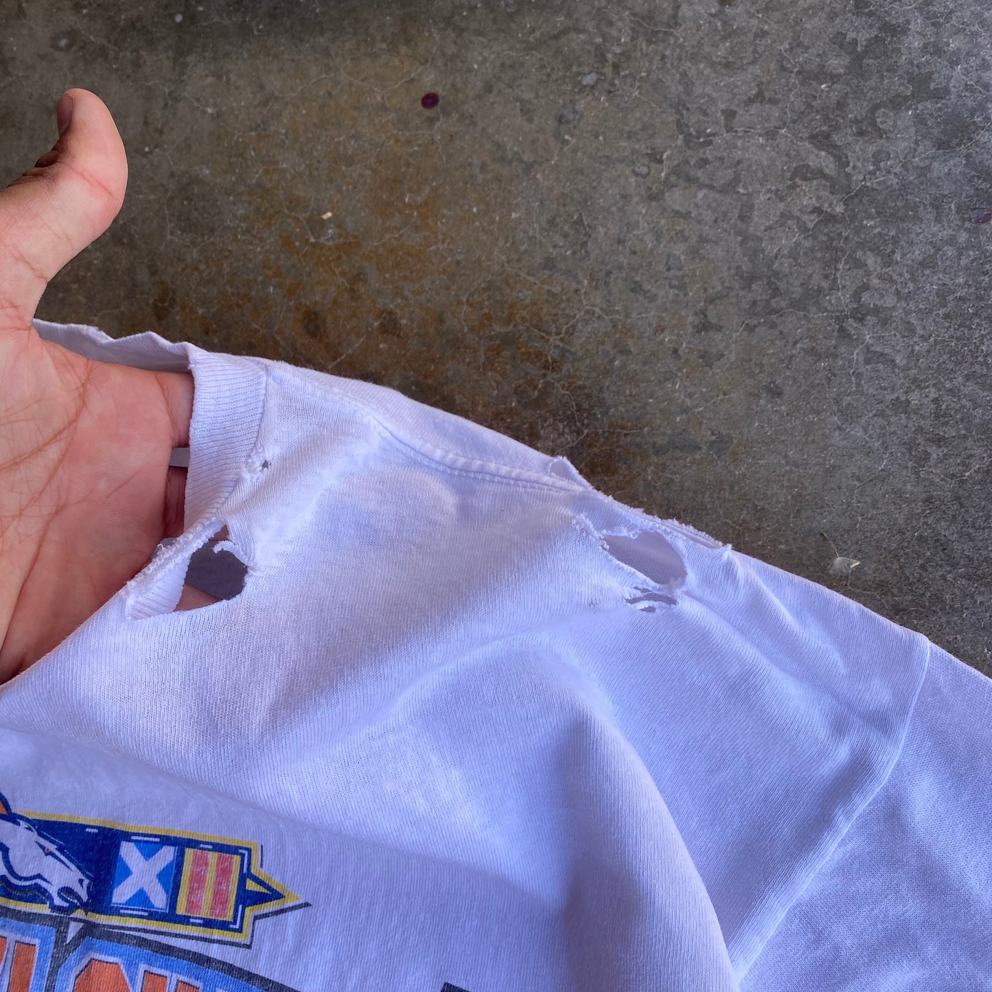 Vintage 90s Heavily Distressed Broncos Championship Tee - L