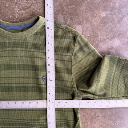 Vintage Y2K Volcom Thermal Long Sleeve - M
