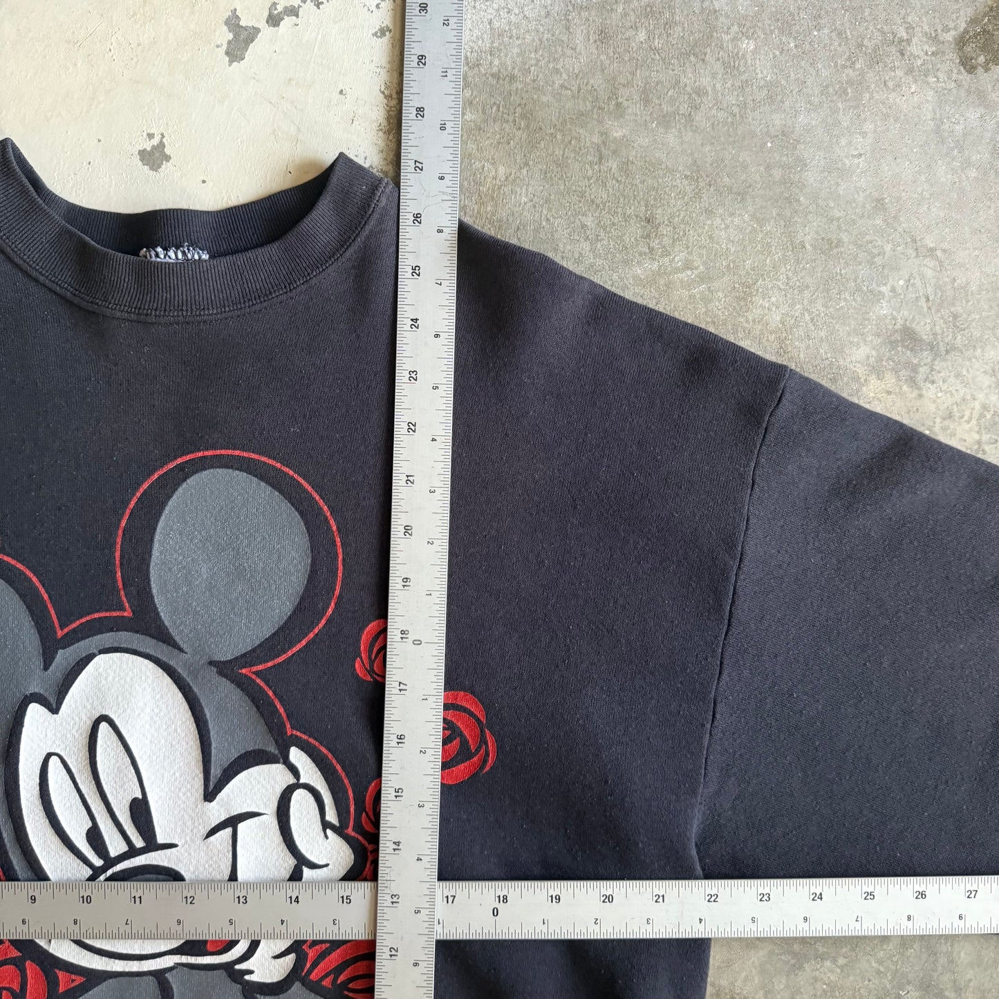 Vintage 90s Mickey Mouse Crewneck - L