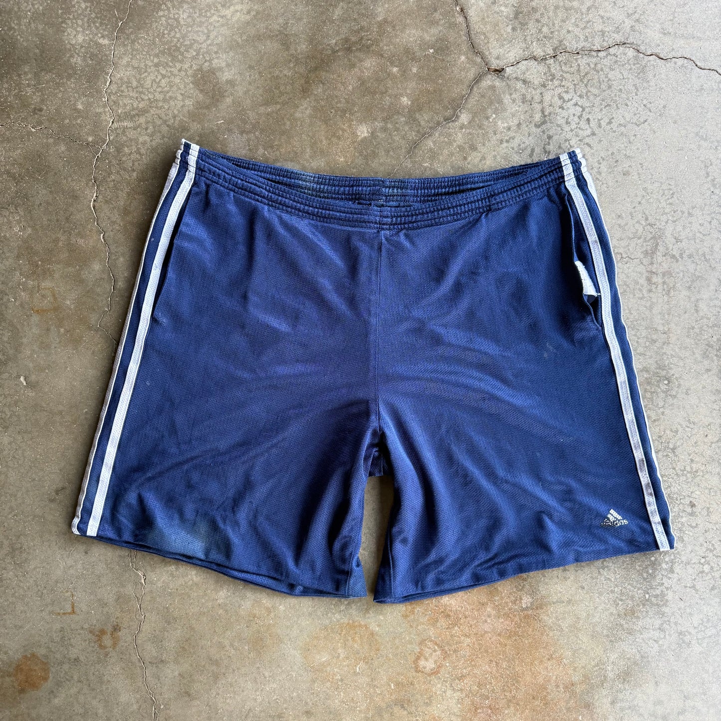 Vintage Reversible Adidas Shorts - XXL