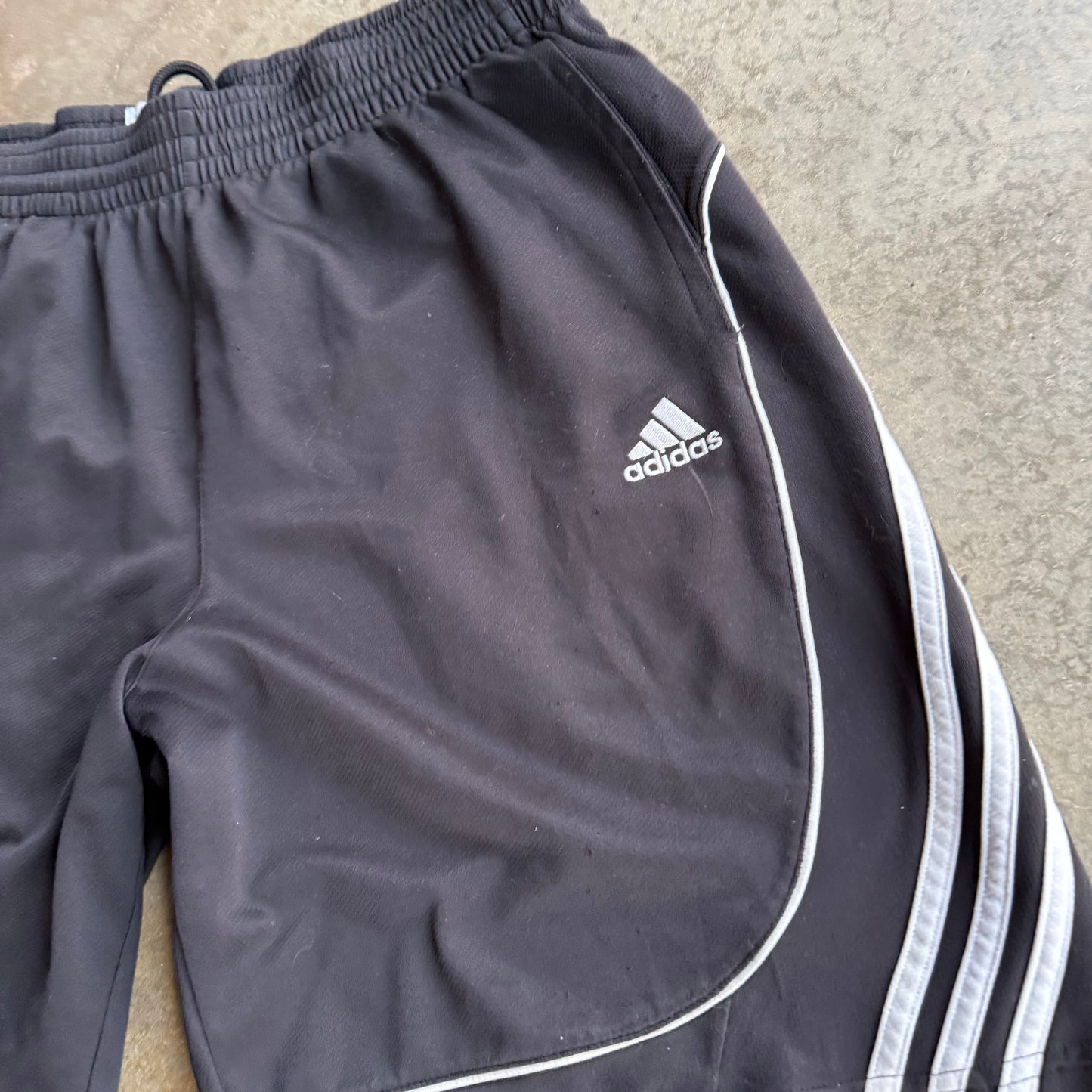 Vintage Black Adidas Shorts - M