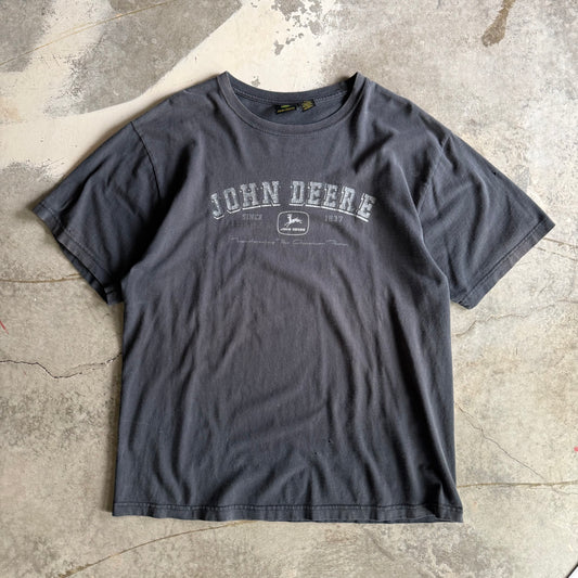 Vintage 00s Faded John Deer Tshirt - XL