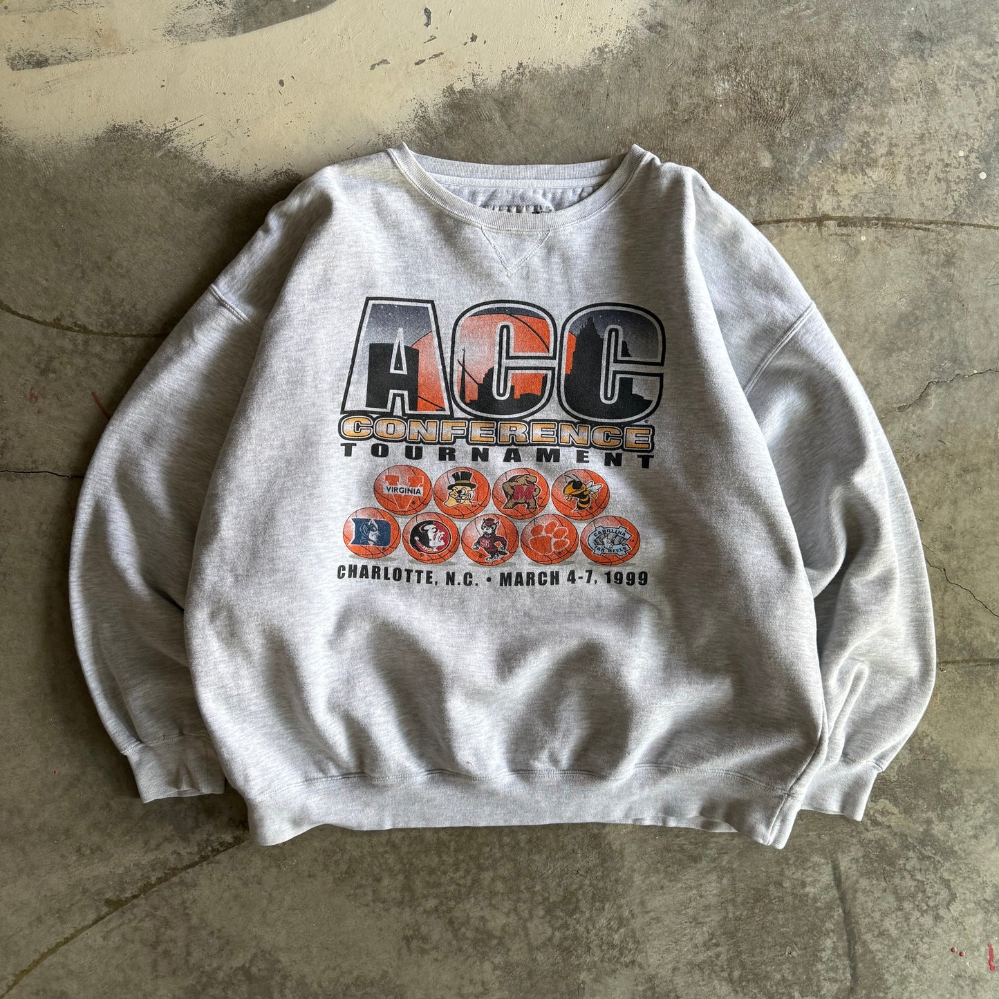Vintae 90s ACC College Basketball Tournament Crewneck - XXL