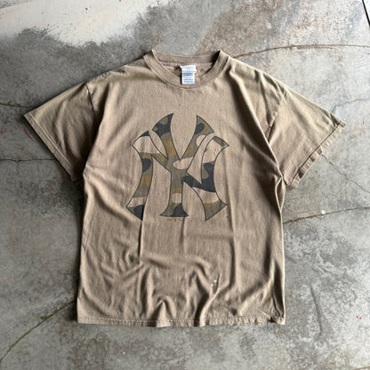 Vintage 90s Yankees Tshirt - L
