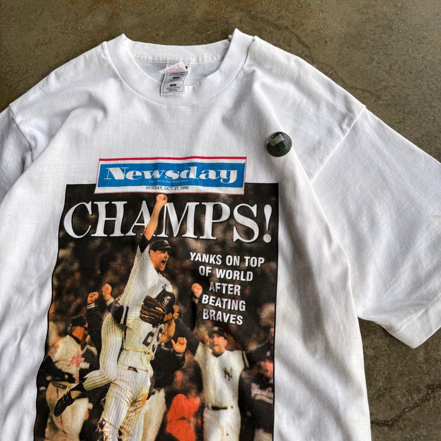 Vintage New York Yankees Newspaper Tshirt - L