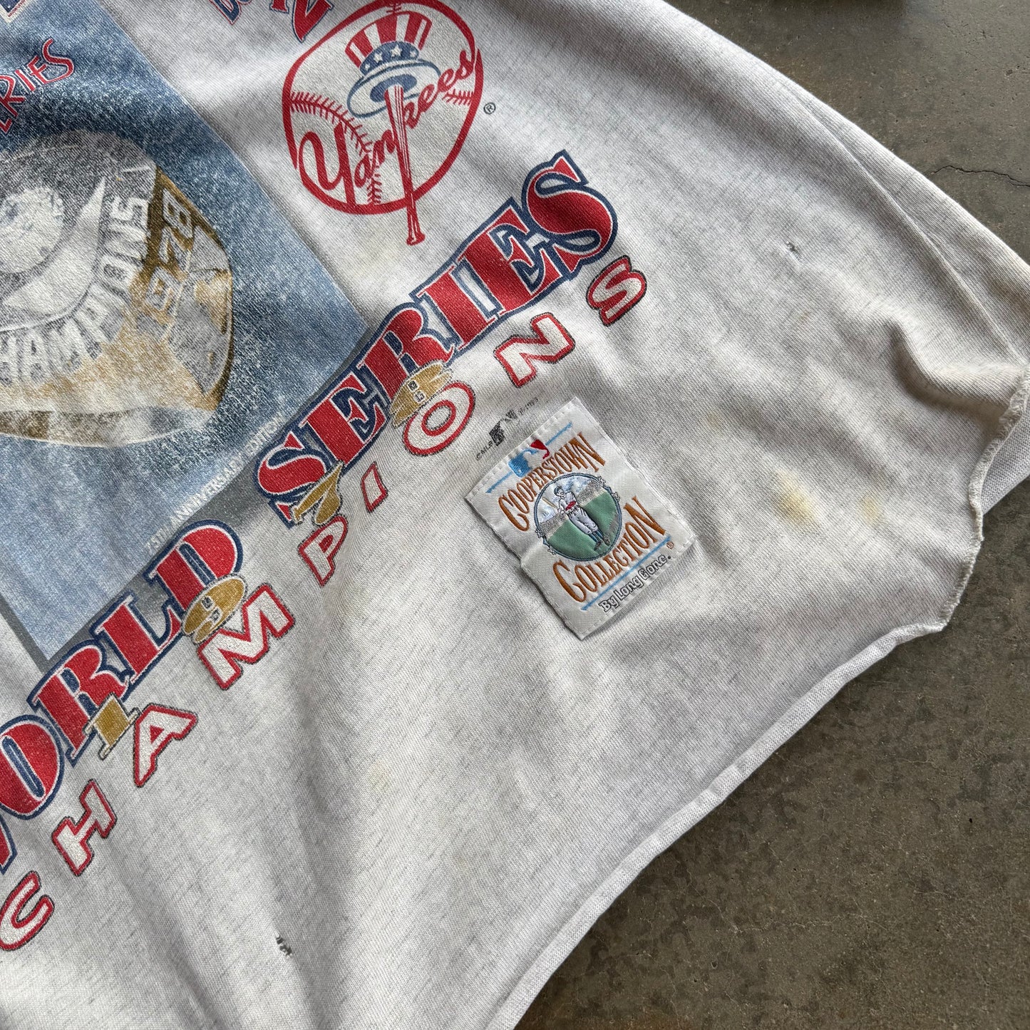Vintage New York Yankees Quarter Sleeve Shirt - L