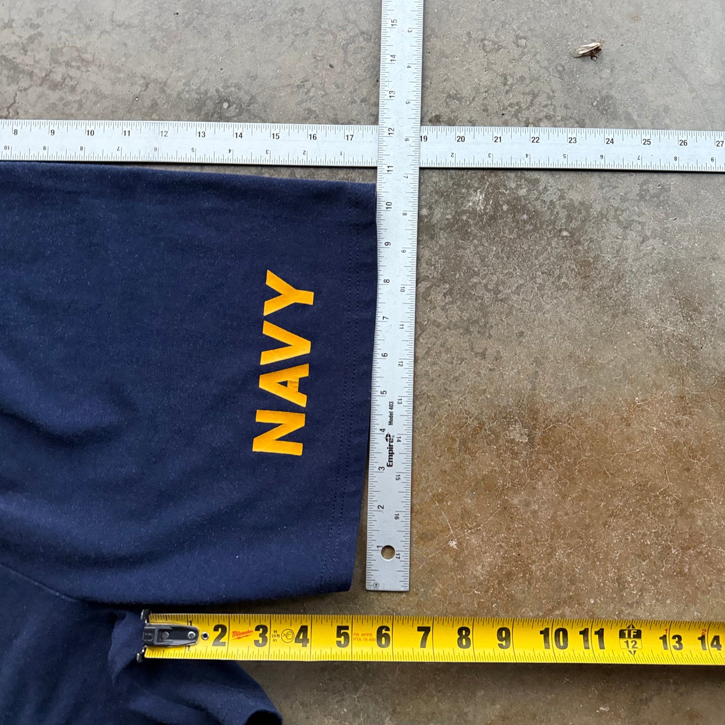 Vintage Navy Shorts - M
