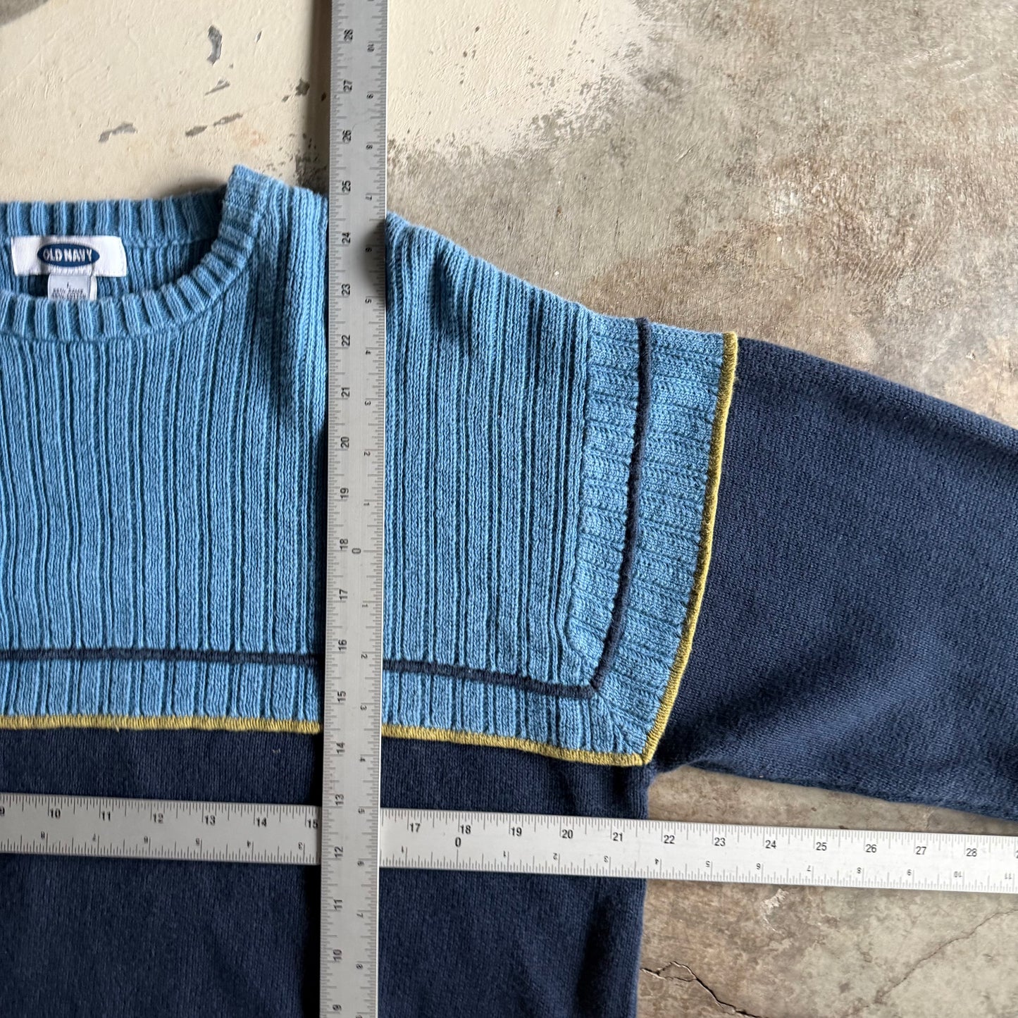 Fall Old Navy Sweater - L