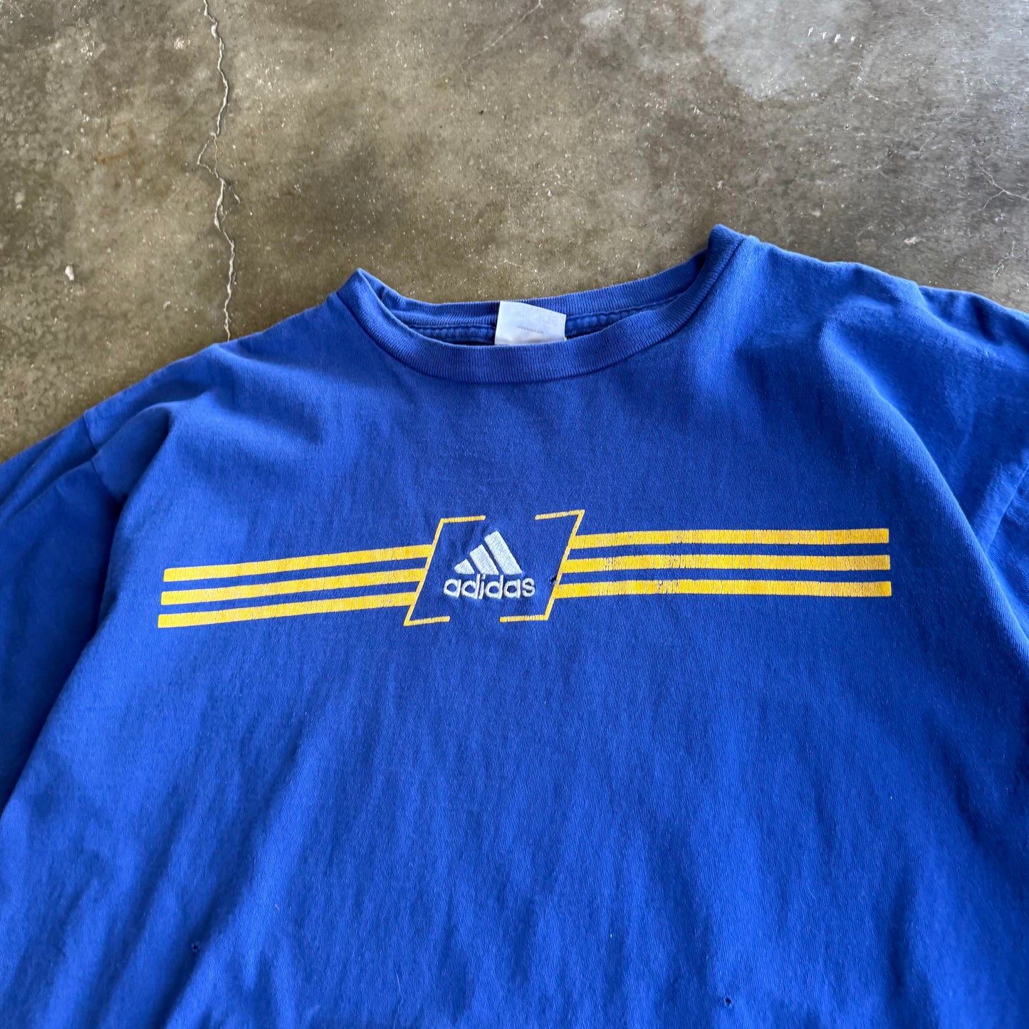 Vintage 00s Adidas Tee