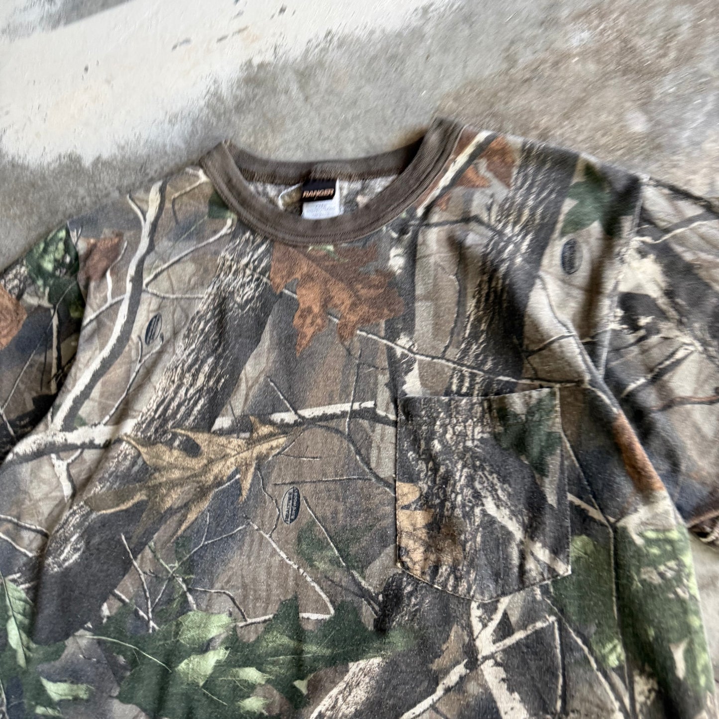 Vintage 00s Realtree Tshirt - L