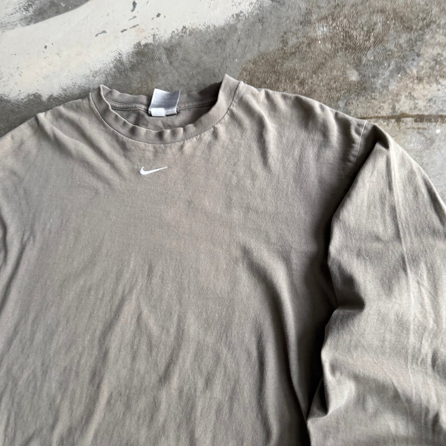 Vintage Faded Brown Nike Longsleeve - M