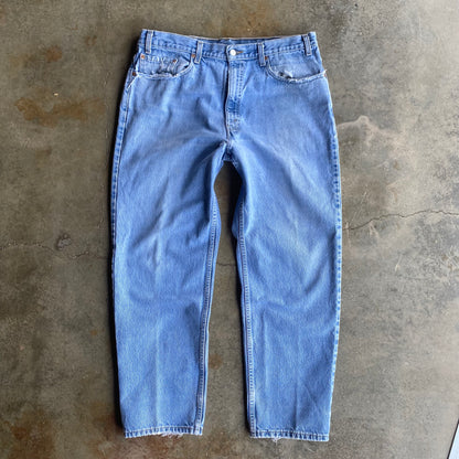 Vintage 90s Faded Levi 550 - 38