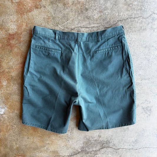 Vintage Green Roundtree & York Shorts - 33