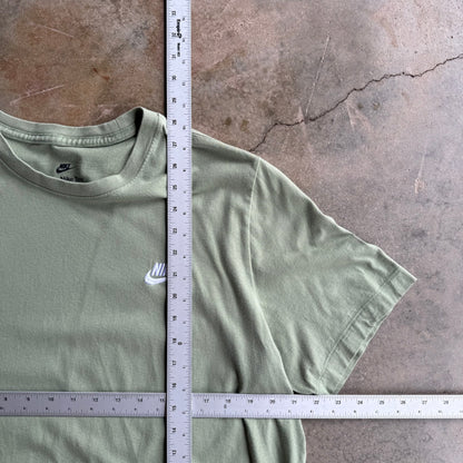 Fall Nike Tshirt - XL