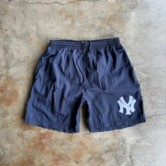 Vintage New York Yankees Shorts - L