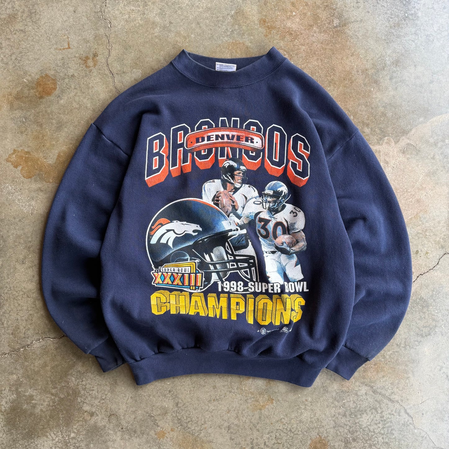 Vintage Broncos Crewneck - M