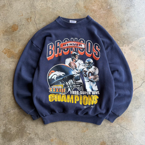 Vintage Broncos Crewneck - M