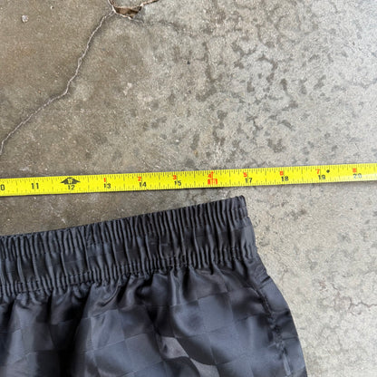 Vintage Black Umbro Shorts - L