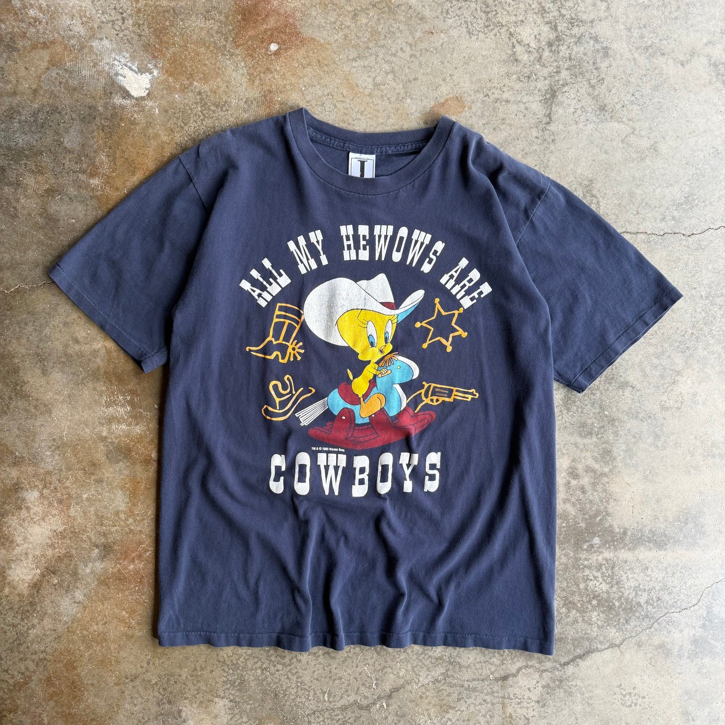 Woman’s Vintage 90s Tweety Bird Cowboys Tee - L