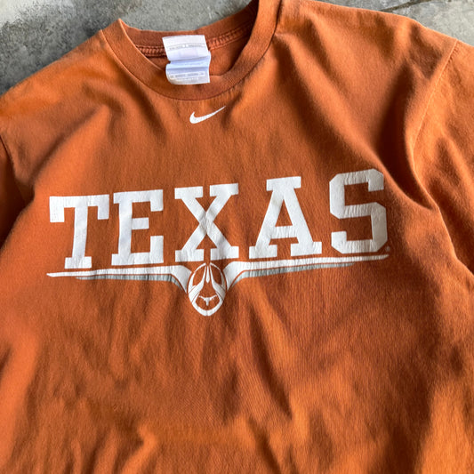 Vintage 00s UT Football Tshirt - M