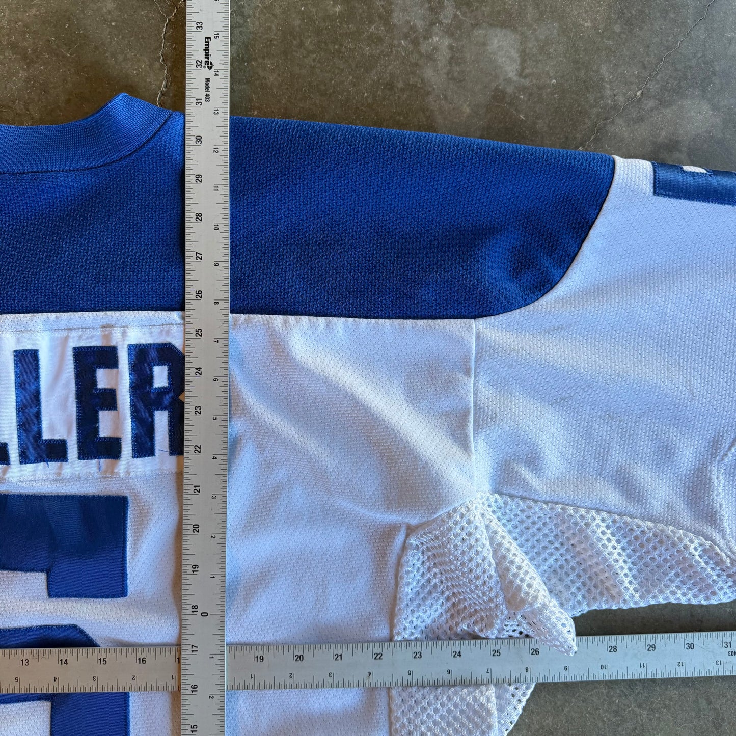 Vintage 90s Bullseye Hockey Jersey - L