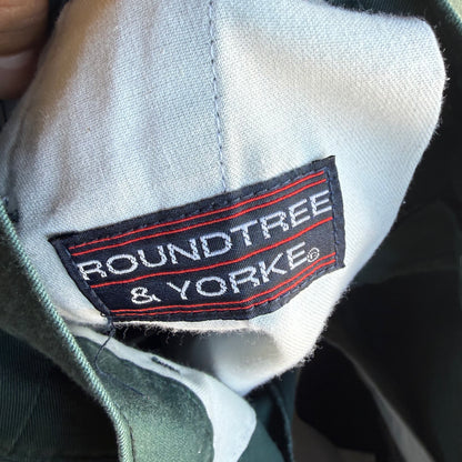 Vintage Green Roundtree & York Shorts - 33
