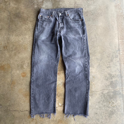 Vintage 00s Faded Cut Off Levis - 32