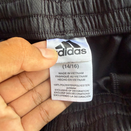 Vintage Adidas Tack Shorts - L